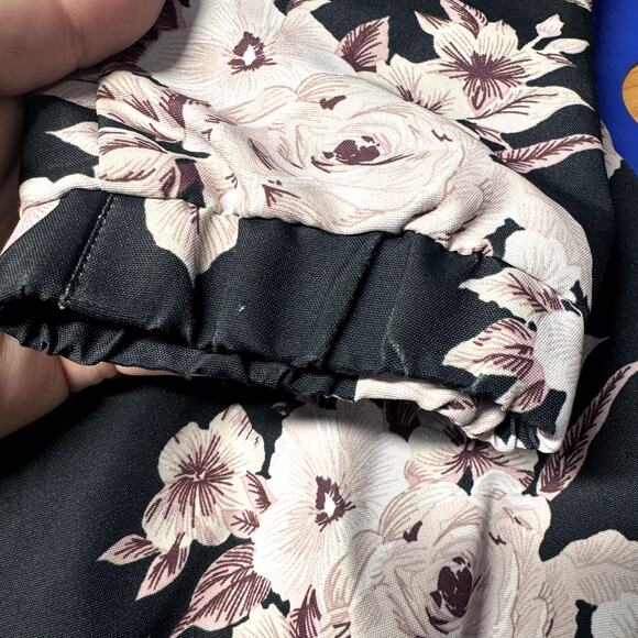 Volcom Floral Windbreaker Jacket Black Lightweight Ski Snowboard Outdoors Size S - Picture 13 of 15